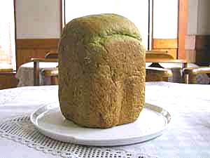 1532ほうれん草パン1.5斤